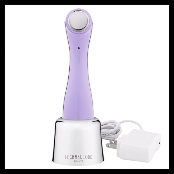 Michael Todd Other - MICHAEL TODD Sonic Eraser Pro 3-IN-1 Skincare Delivery System